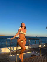 Milos Top