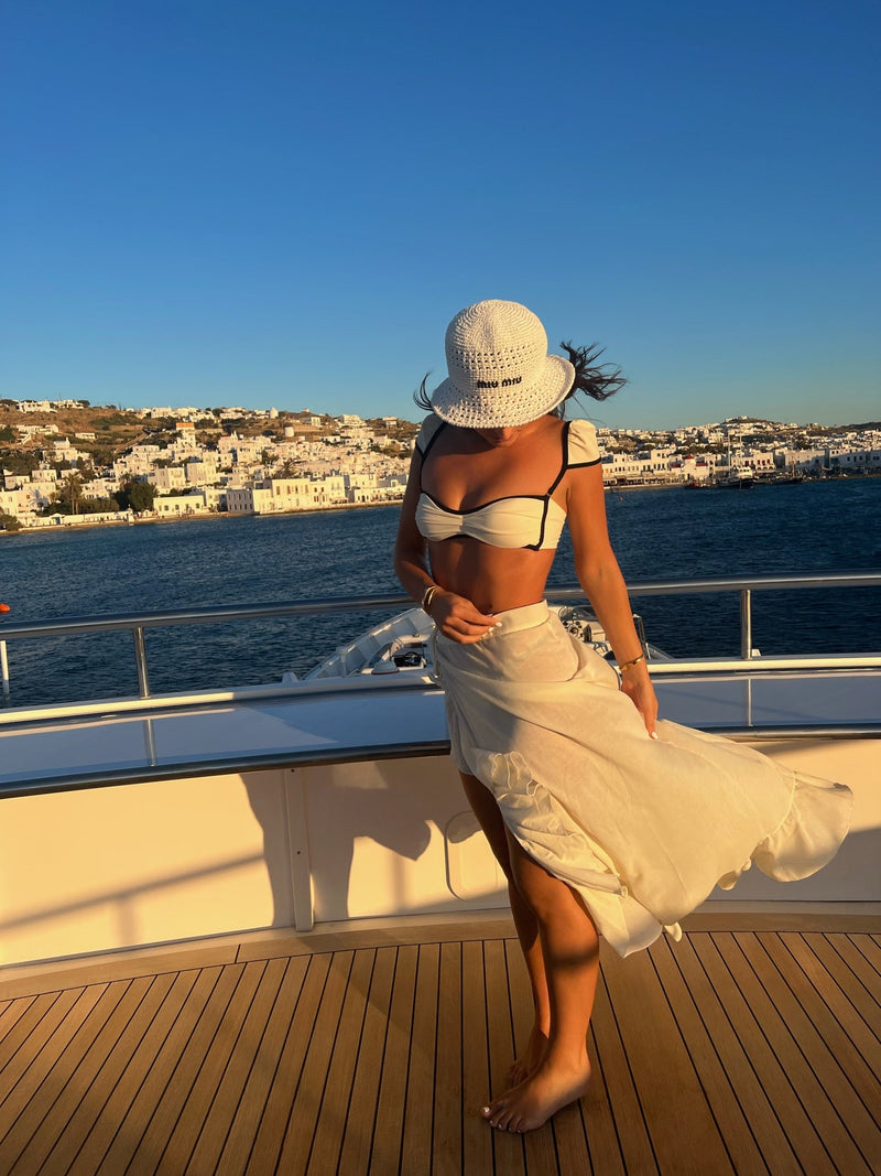 Milos Top